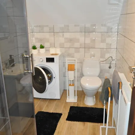 2 Nad Rzeka Krutyn بيكي