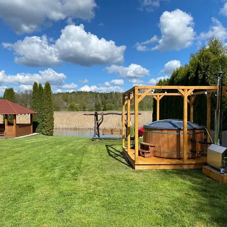 2 Nad Rzeka Krutyn شقة