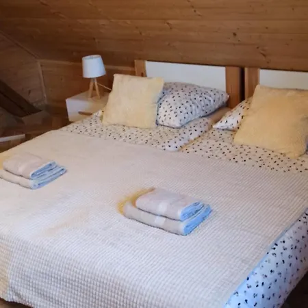 2 Nad Rzeka Krutyn Apartment *